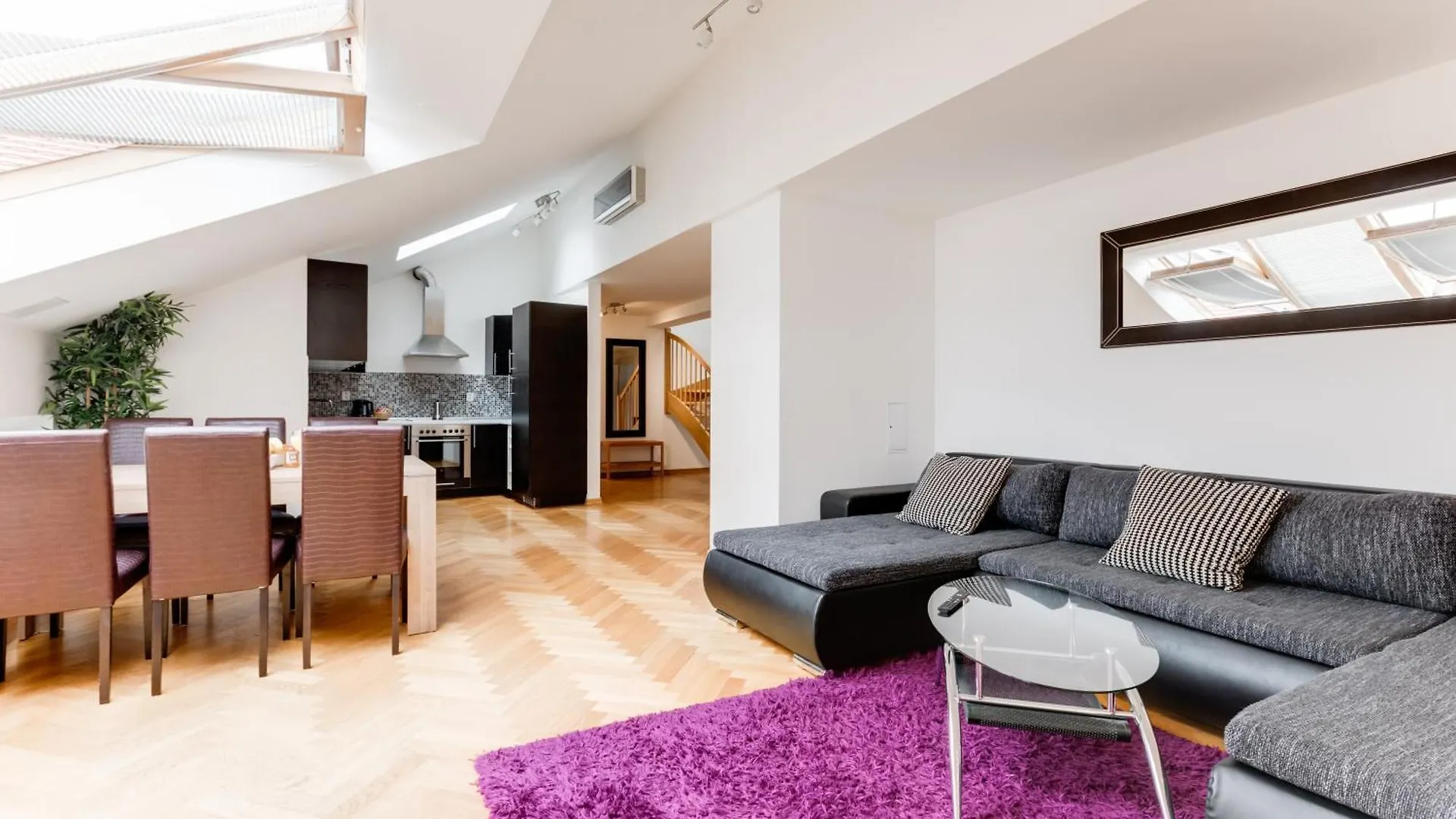 Residence Bilkova Praag 0*,