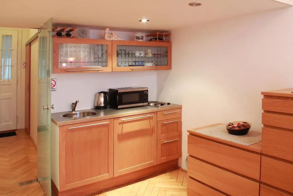 Residence Bilkova Praag