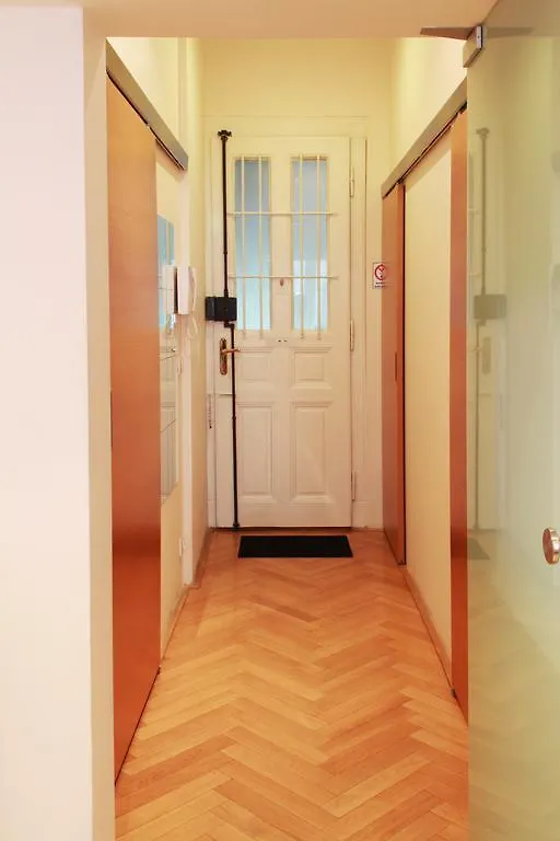Residence Bilkova Prag Apartment
